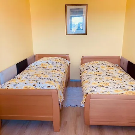 Prázdninový dům By Szczecin Lagoon And Forest