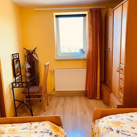 By Szczecin Lagoon And Forest Prázdninový dům *