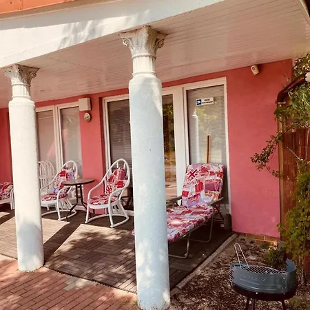 By Szczecin Lagoon And Forest Prázdninový dům Nowe Warpno