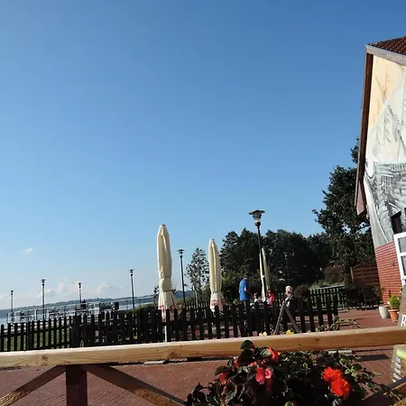 Prázdninový dům By Szczecin Lagoon And Forest